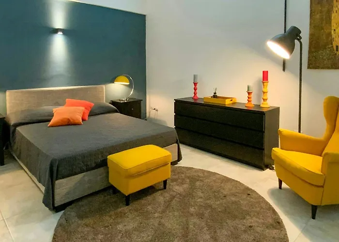 By The Sea With View Of Tavolara Near Semesterbostad